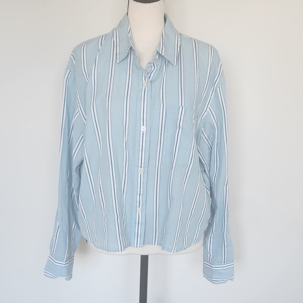 Old Navy Cropped Button-Up Shirt Blue White Stripe Cotton L